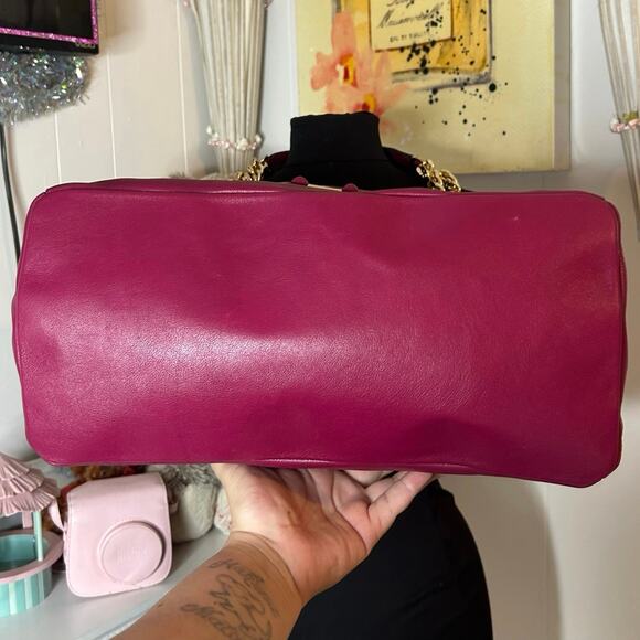 ⁀➷ Valentino by Mario Valentino Pink Leather Chain Strap Shoulder Purse (HB-19) - Picture 7 of 13